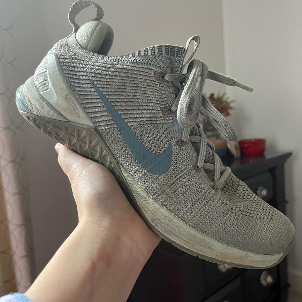 METCON NIKE women’s size 10